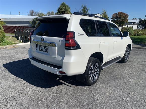 2022 Toyota Land Cruiser Prado VX 2.8D 6AT 4WD SUV/5D/7S (GJXT-SI2)