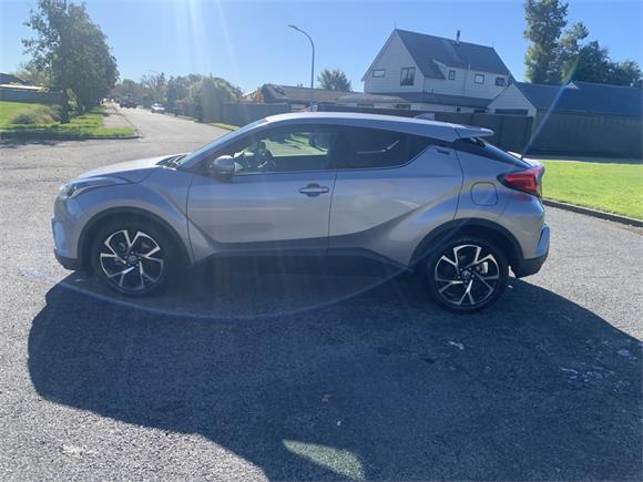 2017 Toyota C-HR 1.8 Hybrid G 5 Dr SUV CVT FWD