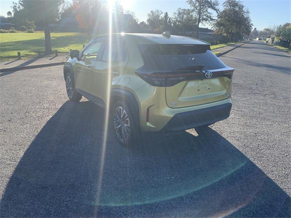 2021 Toyota Yaris Cross 1.5 Hybrid Z 4WD 5 Dr SUV CVT