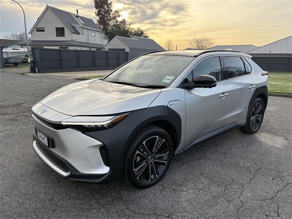 2023 Toyota bZ4X Motion BEV AWD SUV/5D/5S