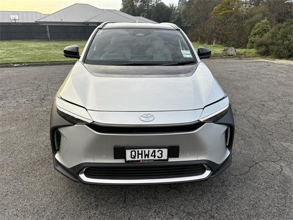 2023 Toyota bZ4X Motion BEV AWD SUV/5D/5S