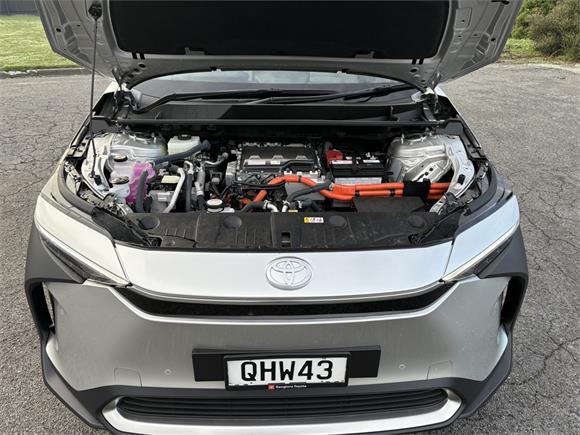 2023 Toyota bZ4X Motion BEV AWD SUV/5D/5S