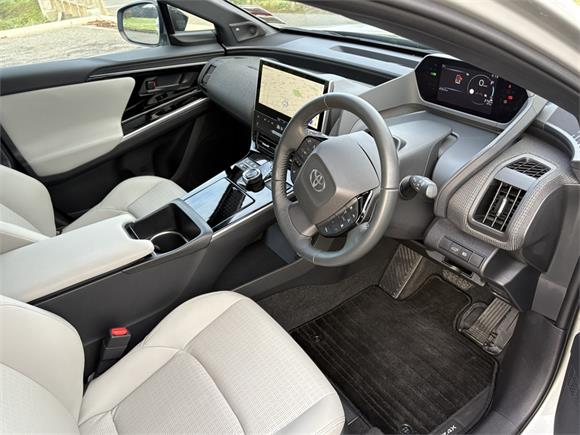 2023 Toyota bZ4X Motion BEV AWD SUV/5D/5S