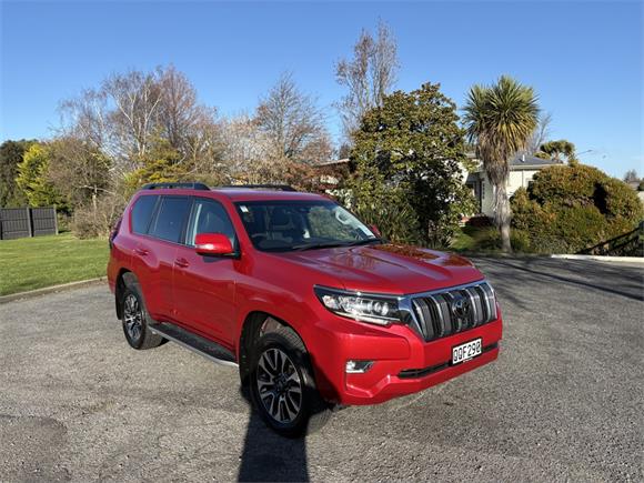 Toyota Land Cruiser Prado VX 2.8D 6AT 4WD SUV/5D/7S 2024