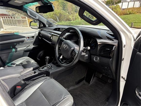 2021 Toyota Hilux SR5 CRUISER 2.8DT 6AT 4WD DCW/4D/5S