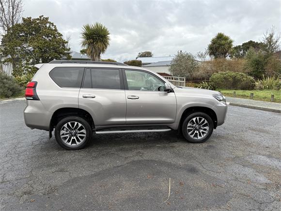 2024 Toyota Land Cruiser Prado VX 2.8D 6AT 4WD SUV/5D/7S