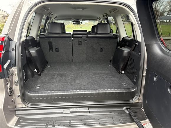 2024 Toyota Land Cruiser Prado VX 2.8D 6AT 4WD SUV/5D/7S