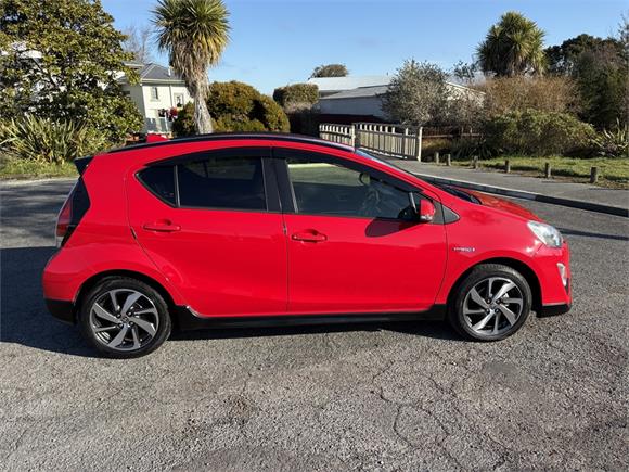2016 Toyota Aqua 1.5 Hybrid X Urban Solid 5 Dr Hatch CVT 2WD (NHP10-AHXXBC-1)