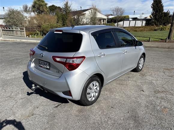 2017 Toyota Vitz 1.5 Hybrid F 5Dr Hatch CVT 2WD (NHP130-AHXNB-1)