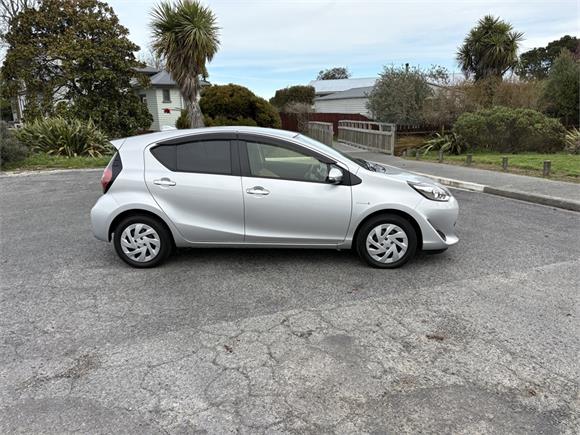 2018 Toyota Aqua 1.5 Hybrid S 5 Dr Hatch CVT 2WD (NHP10-AHXNB-1)