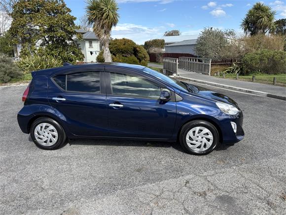 2016 Toyota Aqua 1.5 Hybrid S Style Black 5 Dr Hatch CVT 2WD