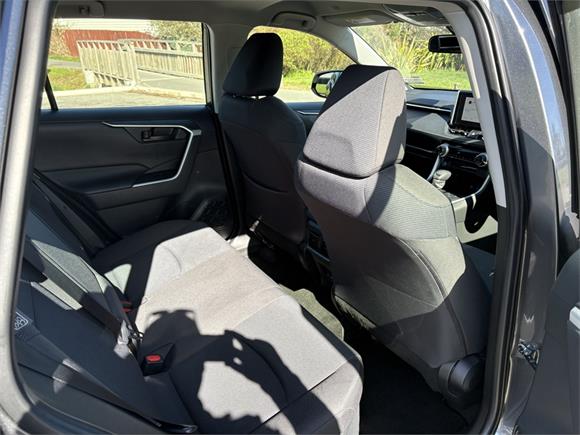 2024 Toyota RAV4 GX 2.5P HV ECVT AWD SUV/5D/5S