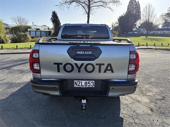2022 Toyota Hilux SR5 CRUISER 2.8DT 6AT 4WD DCW/4D/5S