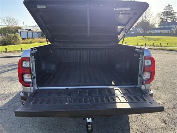 2022 Toyota Hilux SR5 CRUISER 2.8DT 6AT 4WD DCW/4D/5S