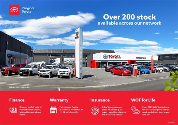2023 Toyota Hilux SR5 2.8DT 6AT 4WD DCW/4D/5S
