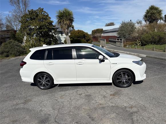 2017 Toyota Corolla Fielder 1.5 Hybrid G Aero Tourer 5 Dr Wagon CVT 2WD