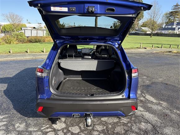 2023 Toyota Corolla Cross Limited 2.0P Hybrid AWD SUV