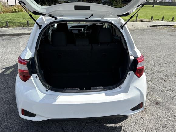 2019 Toyota Vitz 1.5 Hybrid F 5-Door Hatch Auto