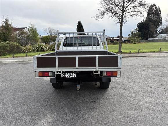 2022 Toyota Hilux SR 2.8DT 6AT 4WD DCC/4D/5S (JFDTC-NM1)