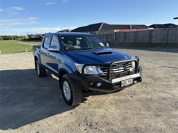 Toyota Hilux SR5 4WD 3.0TD DC Ute 5M 2013