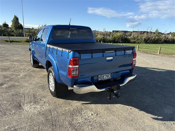 2013 Toyota Hilux SR5 4WD 3.0TD DC Ute 5M