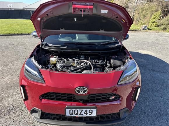 2024 Toyota Yaris Cross GR Sport 1.5P HEV ECVT FWD SUV/5D/