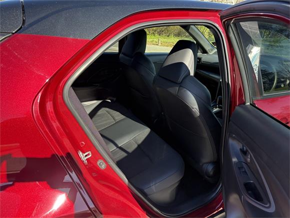 2024 Toyota Yaris Cross GR Sport 1.5P HEV ECVT FWD SUV/5D/