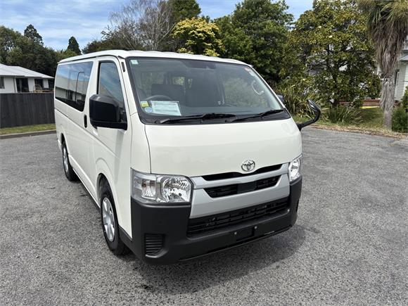 Toyota Regius Ace 2.8D DX GL Package  Van 4 Dr AT 2WD 2025