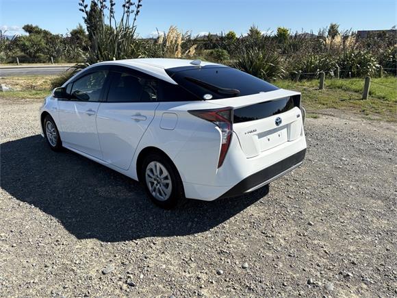 2018 Toyota Prius Hybrid S 1.8  5 Dr Hatch CVT 2WD