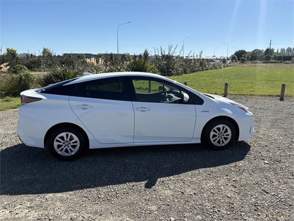 2018 Toyota Prius Hybrid S 1.8  5 Dr Hatch CVT 2WD