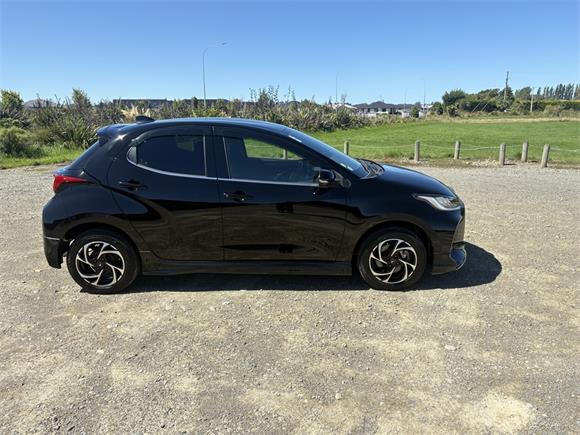2022 Toyota Yaris 1.5 Hybrid Z 5 Dr Hatch CVT 4WD