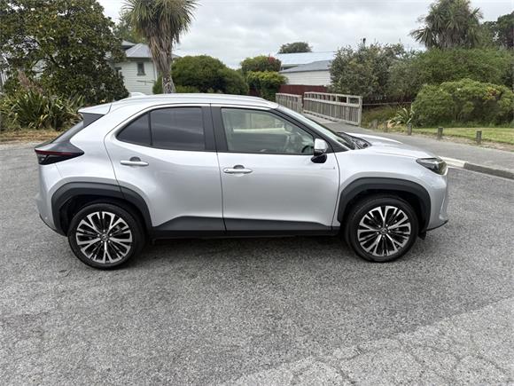 2022 Toyota Yaris Cross Limited 1.5P HV ECVT FWD SUV/5D/5S