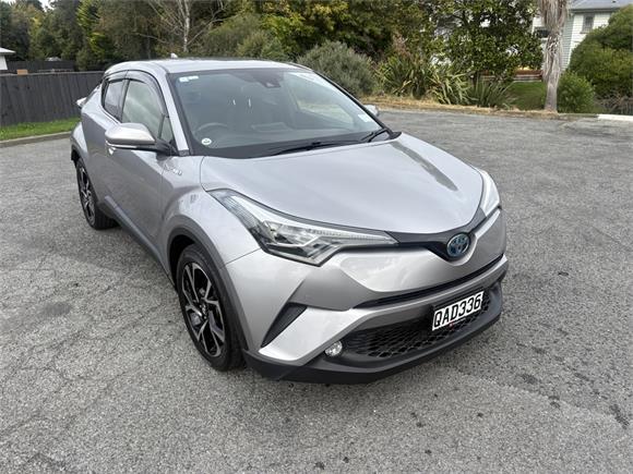 Toyota C-HR G spec 2017