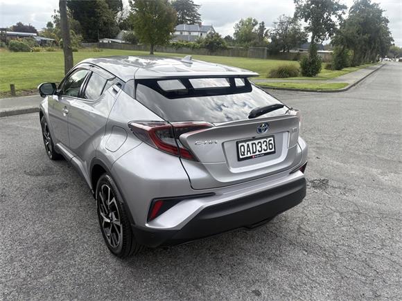 2017 Toyota C-HR G spec
