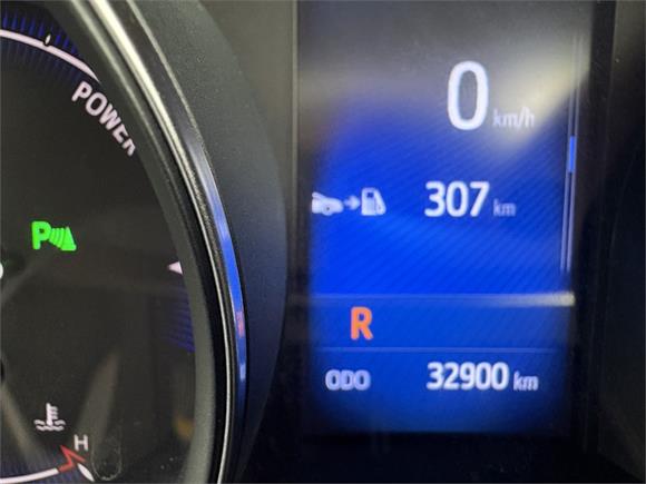 2017 Toyota C-HR G spec