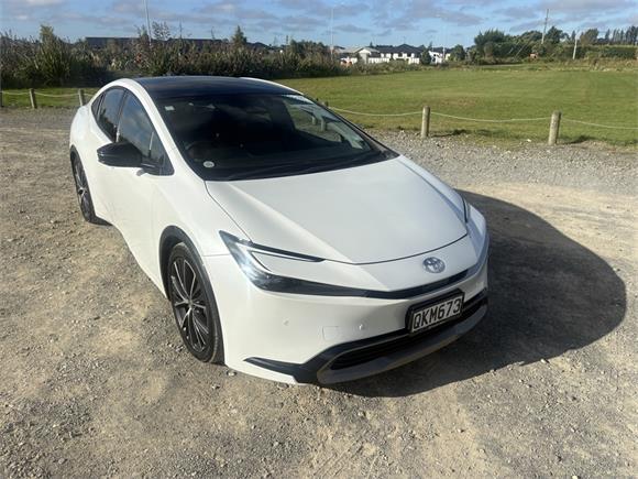 Toyota Prius 2.0 Hybrid Z 5 Dr Hatch CVT 2WD FWD 2023