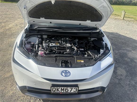 2023 Toyota Prius 2.0 Hybrid Z 5 Dr Hatch CVT 2WD FWD