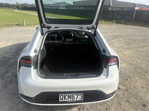 2023 Toyota Prius 2.0 Hybrid Z 5 Dr Hatch CVT 2WD FWD