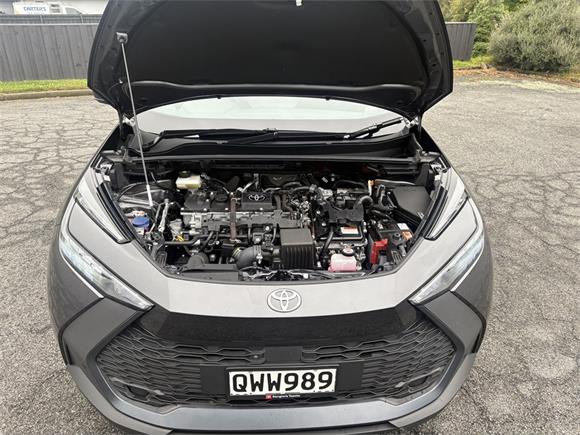 2024 Toyota C-HR GX 1.8L Hybrid Petrol Auto FWD SUV/5D/5S