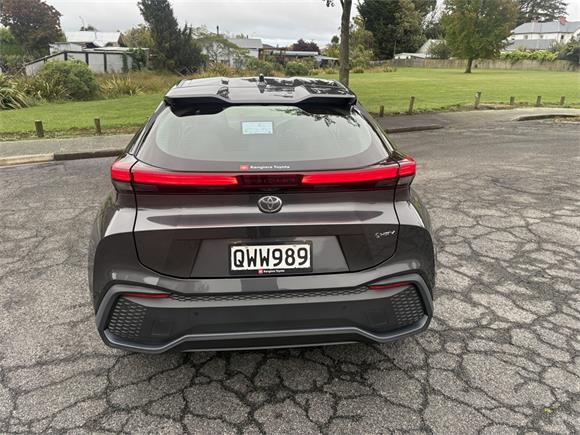 2024 Toyota C-HR GX 1.8L Hybrid Petrol Auto FWD SUV/5D/5S