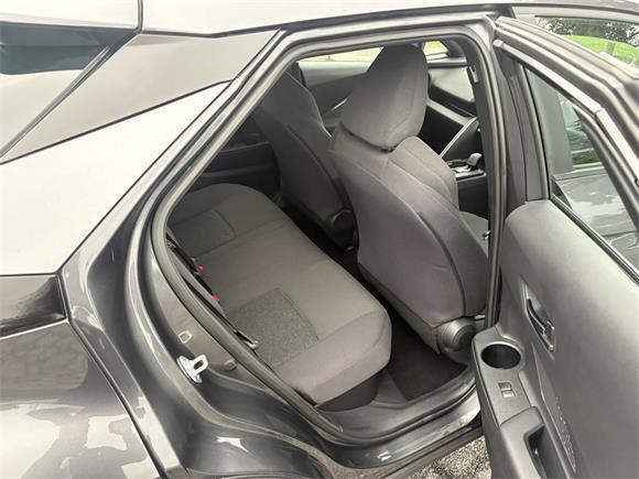 2024 Toyota C-HR GX 1.8L Hybrid Petrol Auto FWD SUV/5D/5S