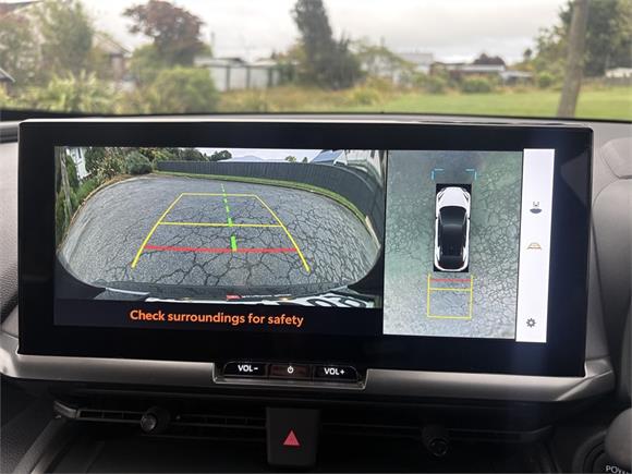 2024 Toyota C-HR GX 1.8L Hybrid Petrol Auto FWD SUV/5D/5S