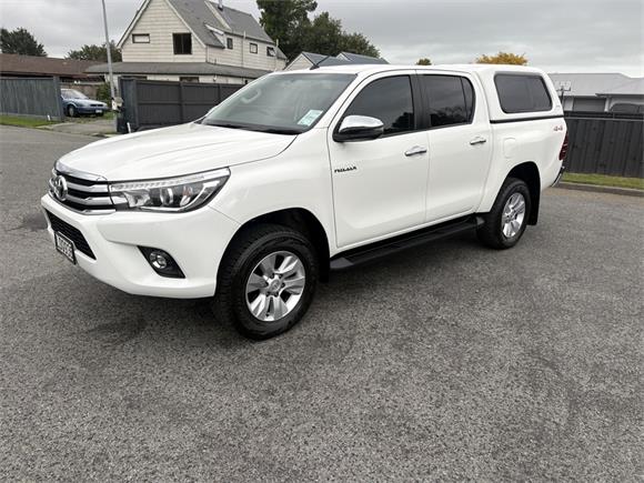 2018 Toyota Hilux 4WD SR5 2.8DT DOUBLE CAB UTE/4 6AT