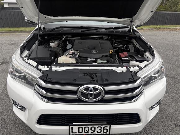 2018 Toyota Hilux 4WD SR5 2.8DT DOUBLE CAB UTE/4 6AT