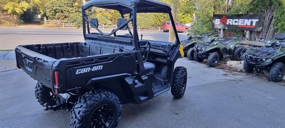 2018 Can-Am Defender DEFENDER HD8