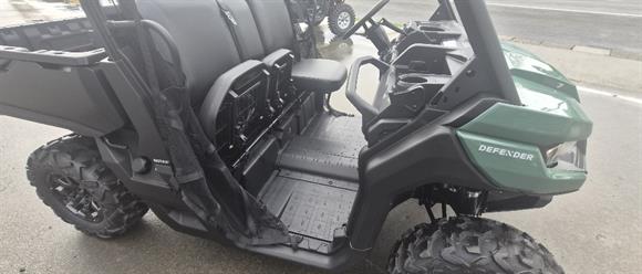 New Can-Am Defender
