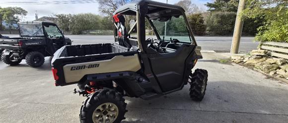 2022 Can-Am Defender