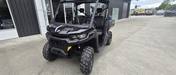 New Can-Am Defender