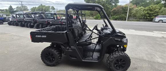 New Can-Am Defender