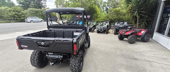 New Can-Am Defender